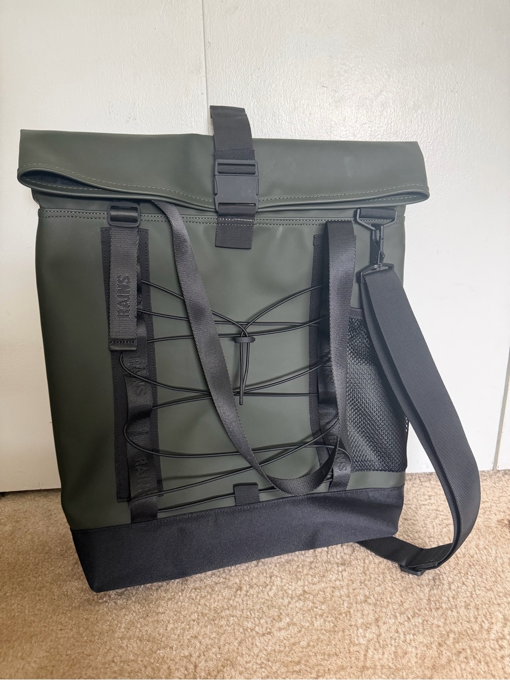 RAINS Trail Rolltop Tote B